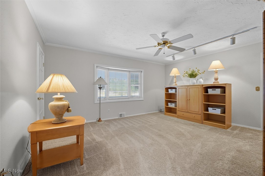 6578 Gates Mills Boulevard Mayfield Heights OH 44124