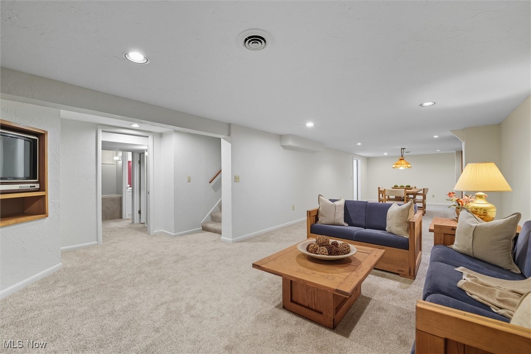 6578 Gates Mills Boulevard Mayfield Heights OH 44124