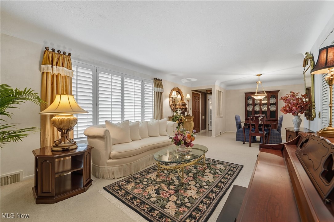 6578 Gates Mills Boulevard Mayfield Heights OH 44124