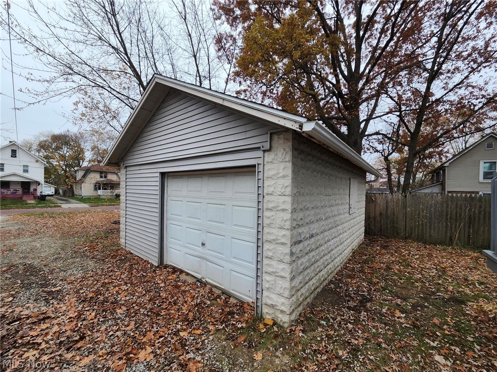 528 Gridley Street Akron OH 44306