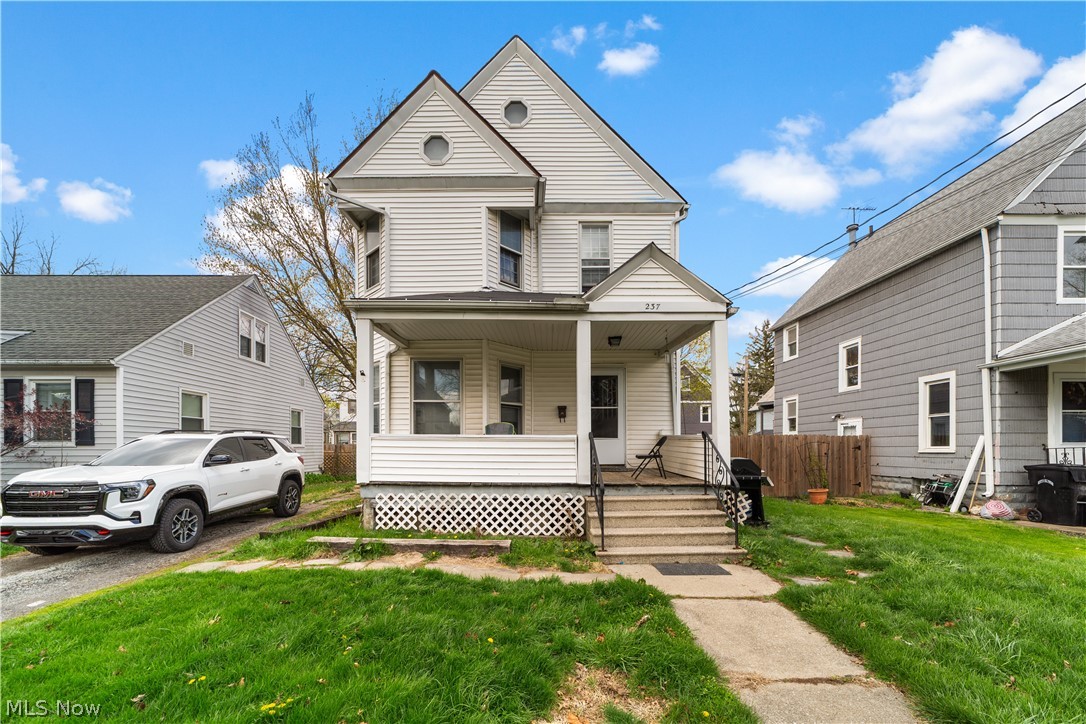 237 Wooster Street Elyria OH 44035