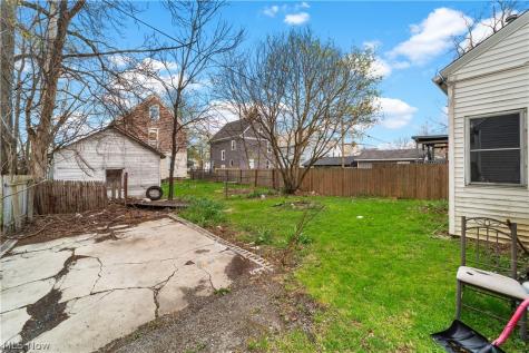 237 Wooster Street Elyria OH 44035
