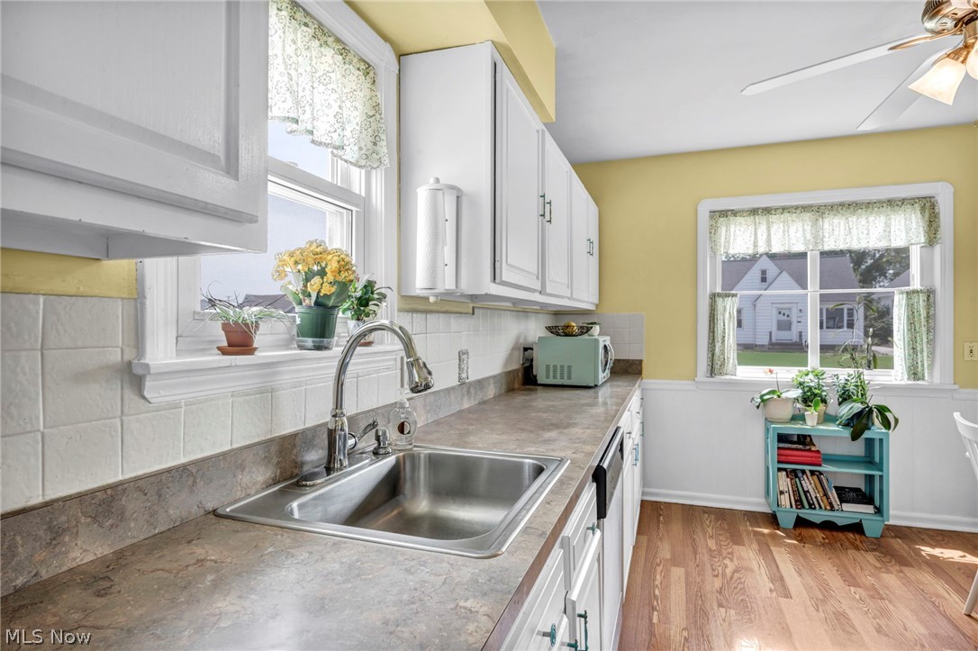 8006 Pinegrove Avenue Parma OH 44129