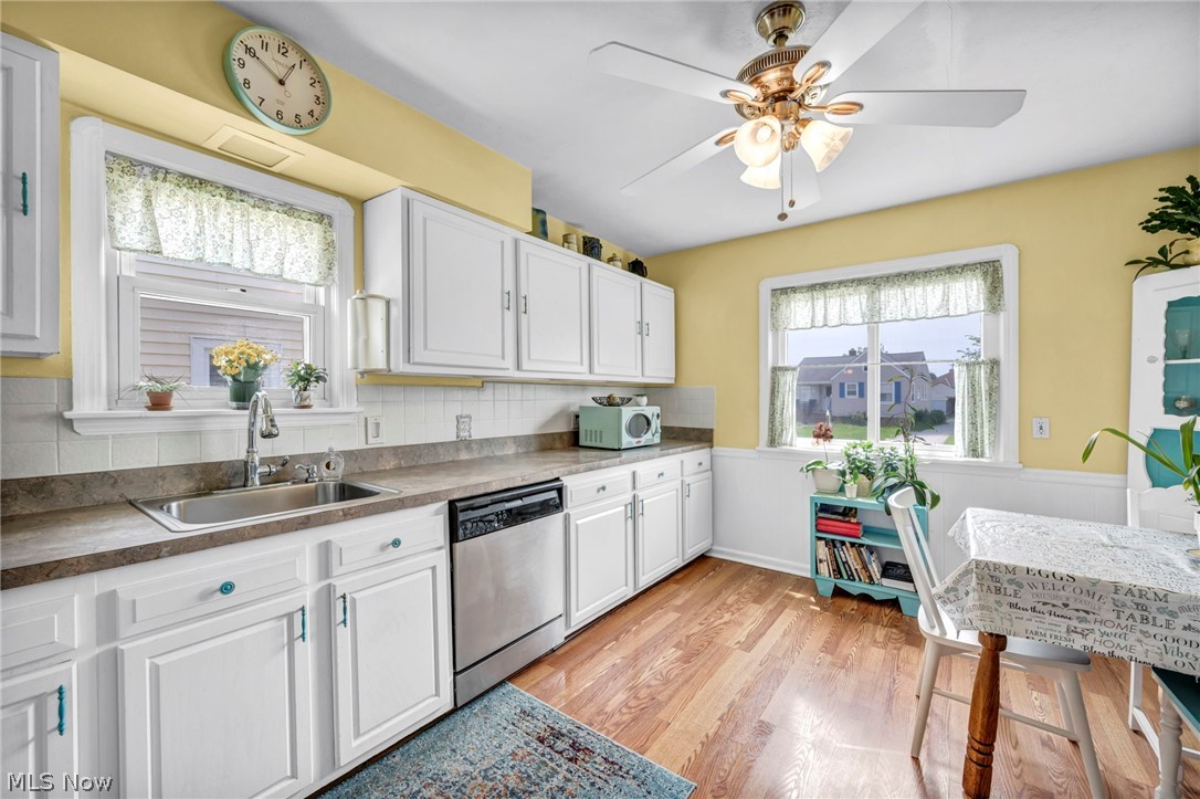 8006 Pinegrove Avenue Parma OH 44129