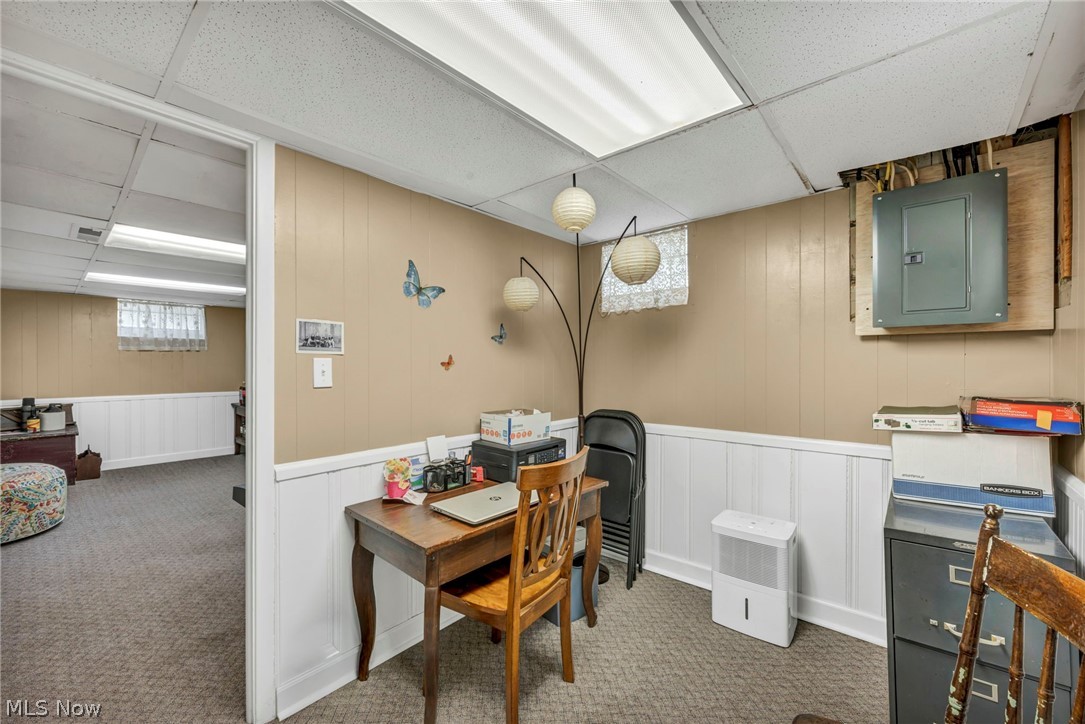 8006 Pinegrove Avenue Parma OH 44129
