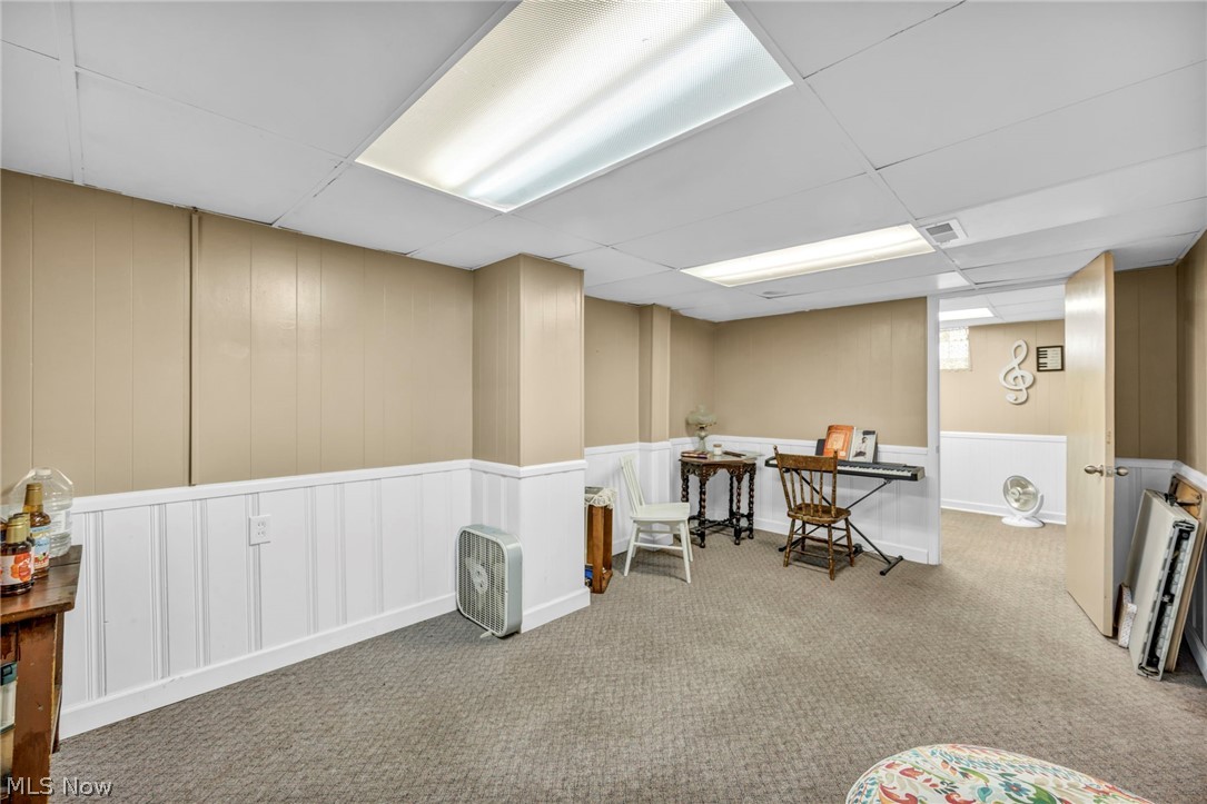 8006 Pinegrove Avenue Parma OH 44129