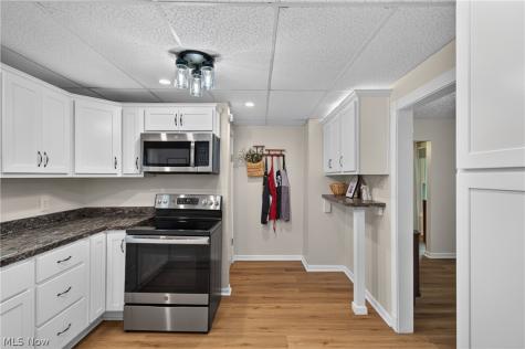 312 N Bauer Road Wooster OH 44691