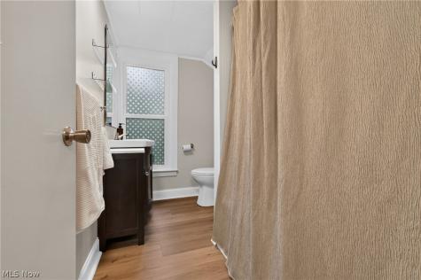 312 N Bauer Road Wooster OH 44691