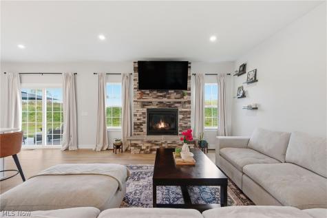 775 Goodland Circle NW Canal Fulton OH 44614