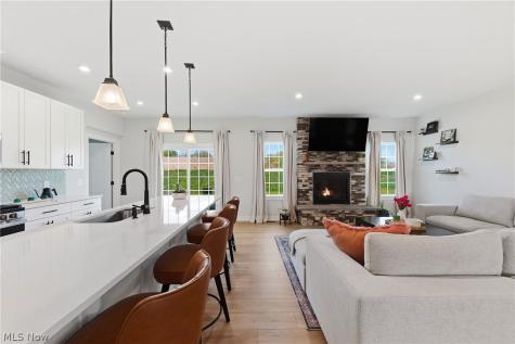 775 Goodland Circle NW Canal Fulton OH 44614