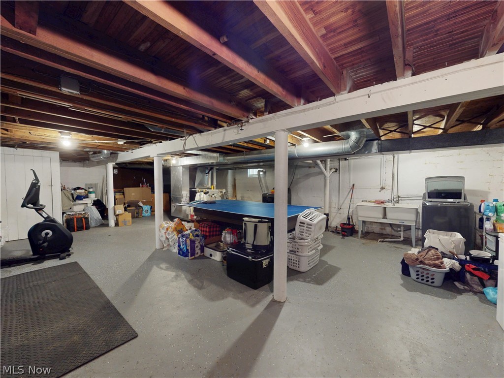 6061 Chapel Road Madison OH 44057