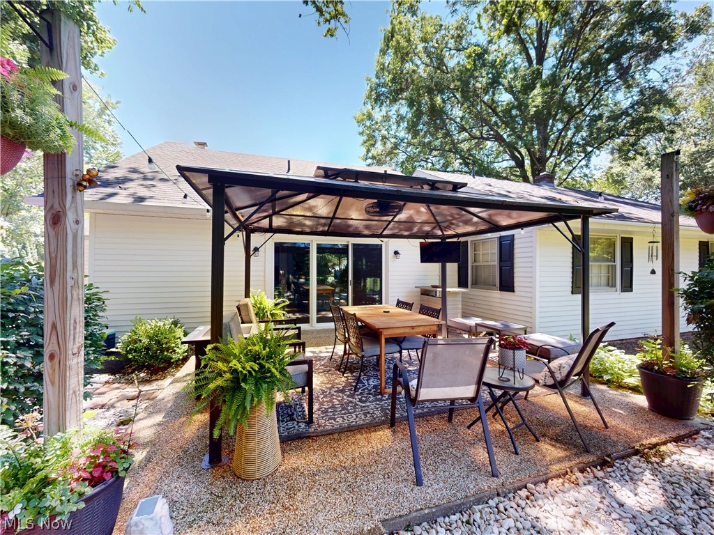 6061 Chapel Road Madison OH 44057