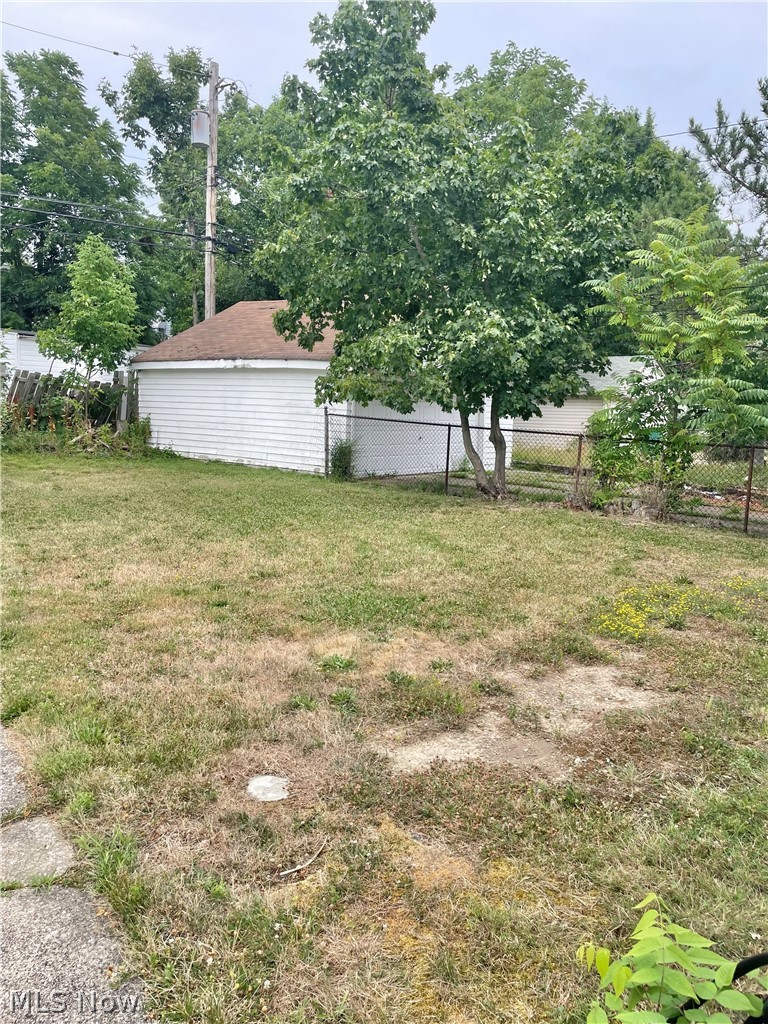 18807 Longview Avenue Maple Heights OH 44137