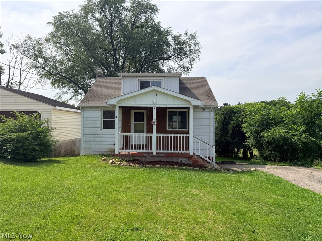 34 W Lewis Street Struthers OH 44471
