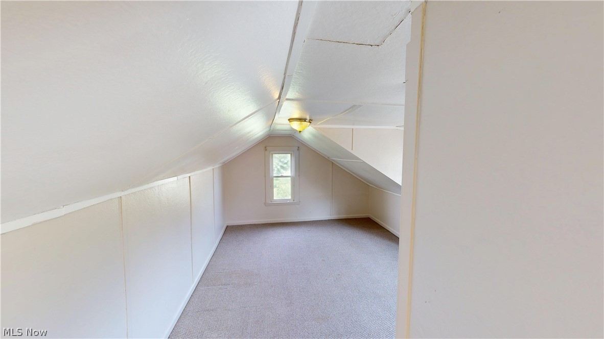 34 W Lewis Street Struthers OH 44471