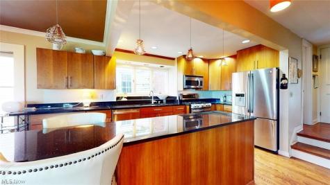 19334 Frazier Drive Rocky River OH 44116