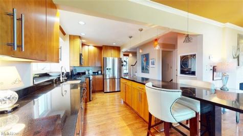 19334 Frazier Drive Rocky River OH 44116