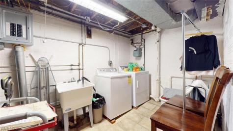19334 Frazier Drive Rocky River OH 44116