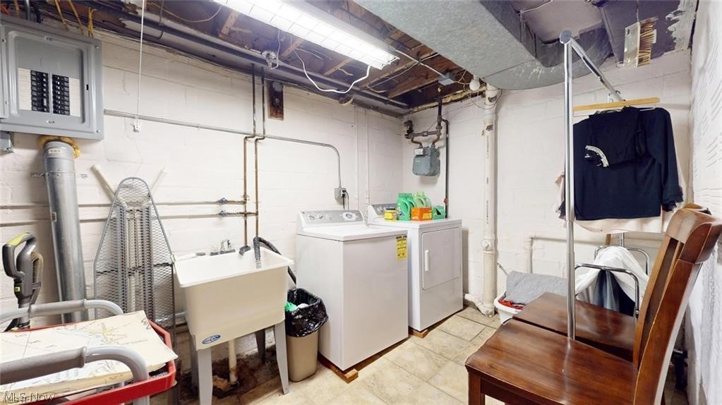 19334 Frazier Drive Rocky River OH 44116