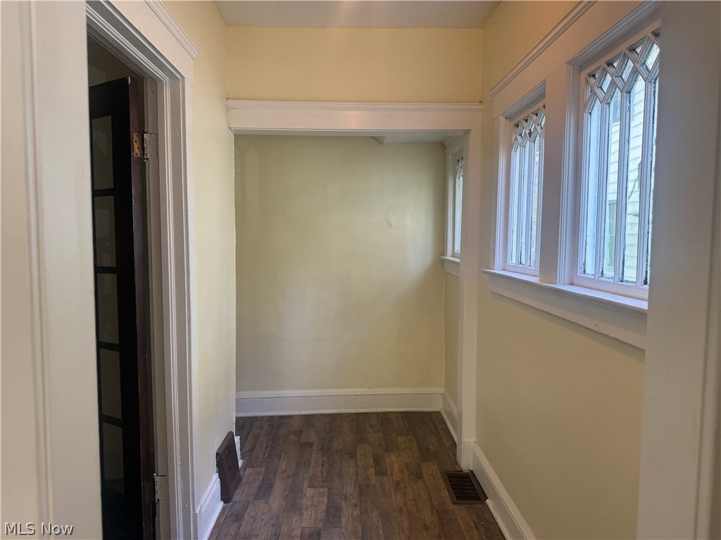 10318 Somerset Avenue Cleveland OH 44108
