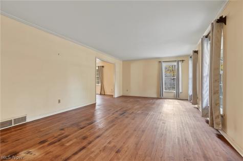 7313 Marblehead Drive Hudson OH 44236