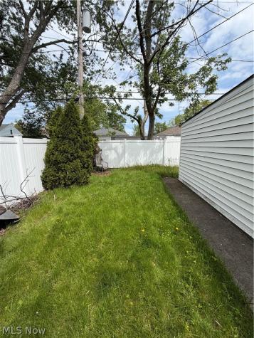 13912 Liberty Avenue Cleveland OH 44135