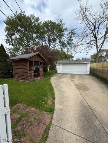 13912 Liberty Avenue Cleveland OH 44135