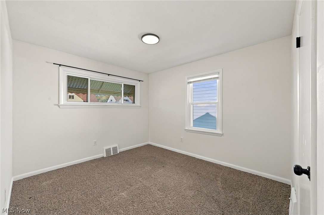 5913 Monica Lane Garfield Heights OH 44125