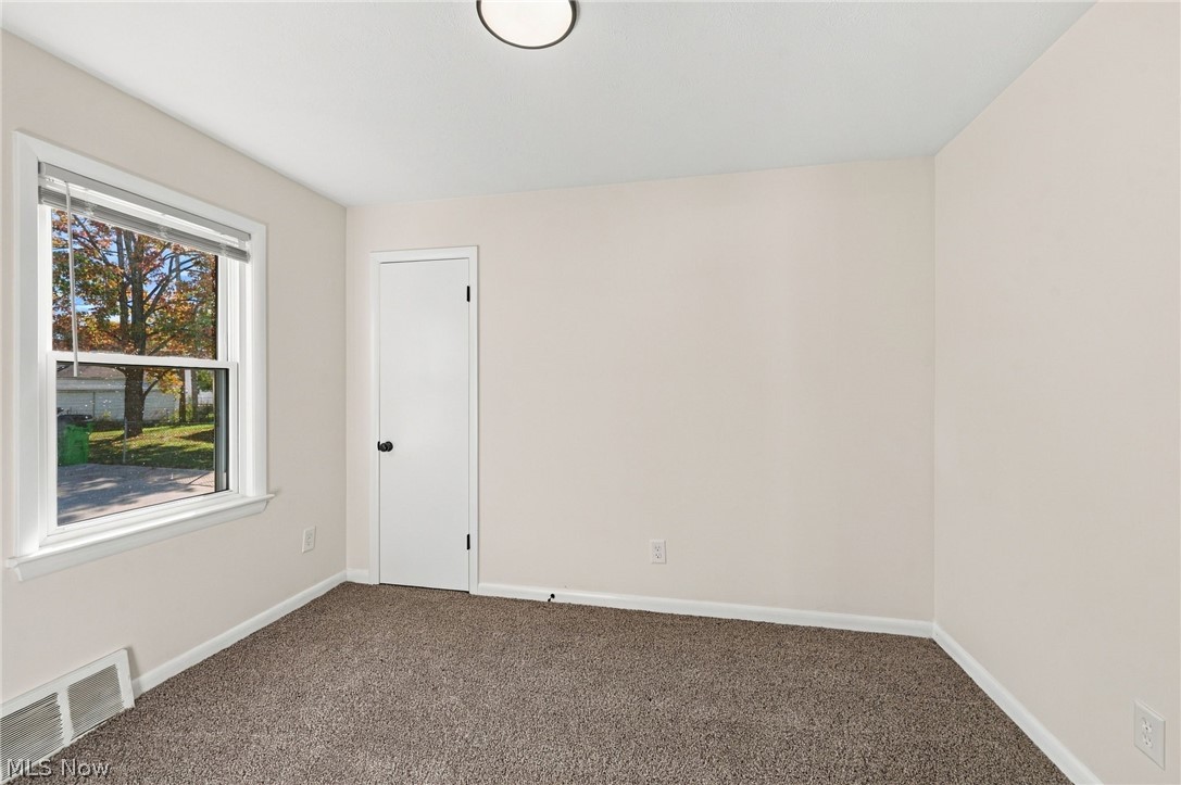 5913 Monica Lane Garfield Heights OH 44125