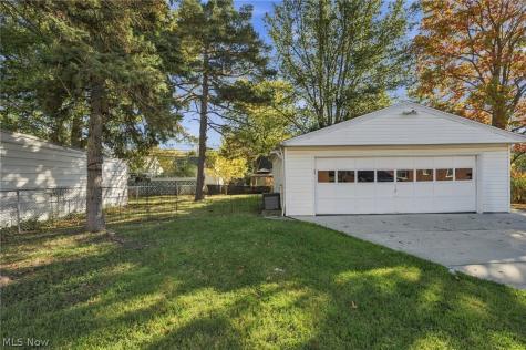 5913 Monica Lane Garfield Heights OH 44125