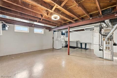 5913 Monica Lane Garfield Heights OH 44125