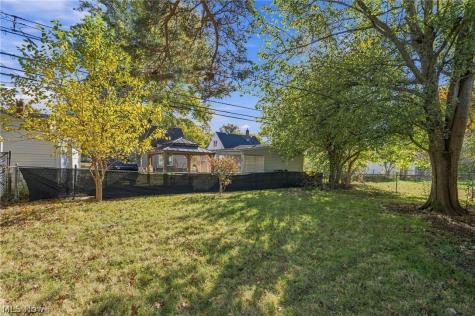 5913 Monica Lane Garfield Heights OH 44125