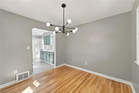5913 Monica Lane Garfield Heights OH 44125
