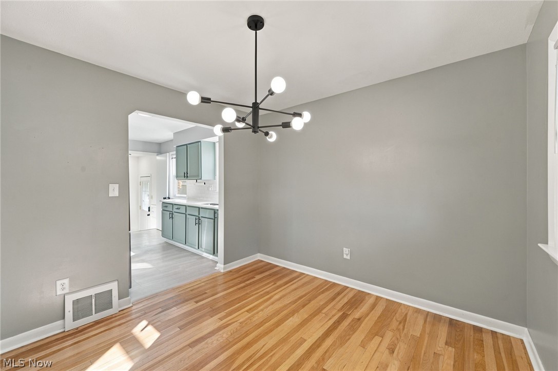 5913 Monica Lane Garfield Heights OH 44125