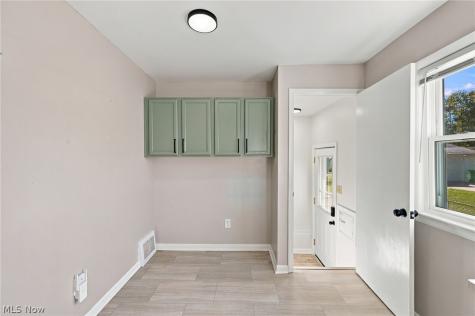 5913 Monica Lane Garfield Heights OH 44125
