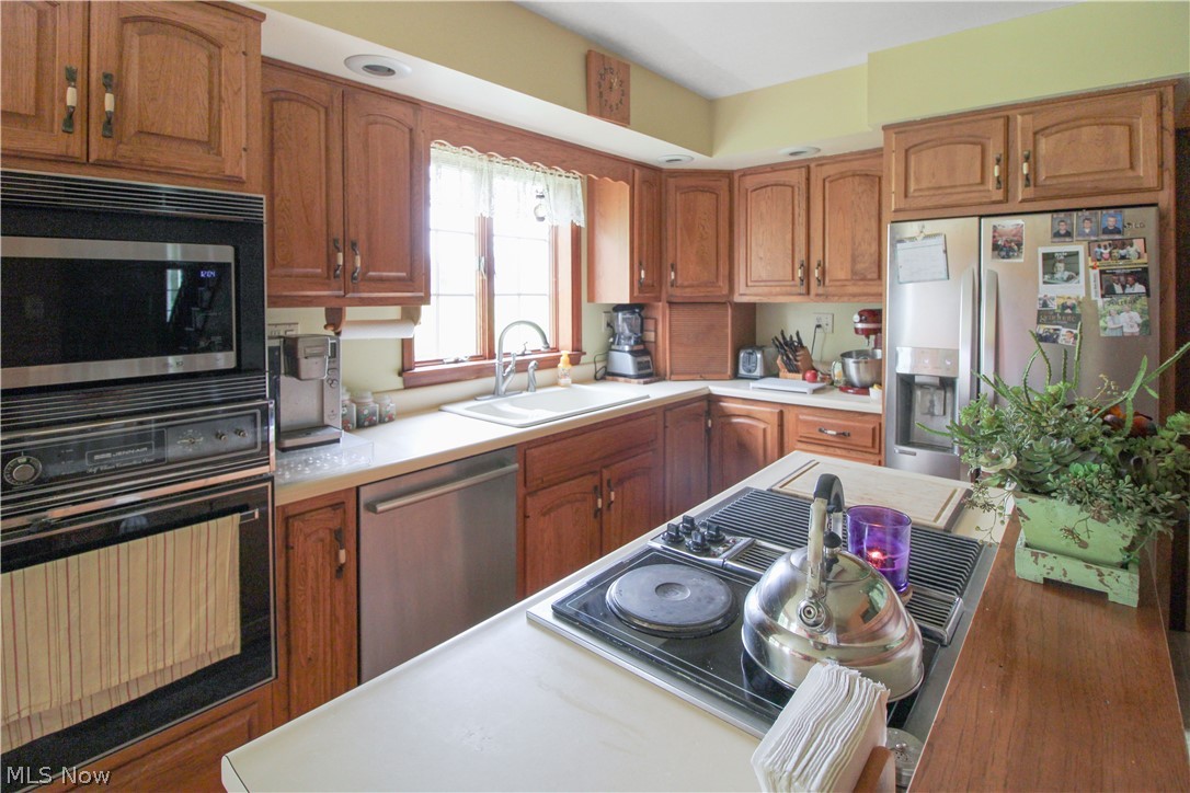 9775 W Bloom Road Port Clinton OH 43449