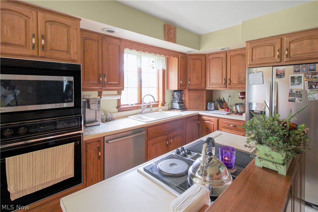 9775 W Bloom Road Port Clinton OH 43449