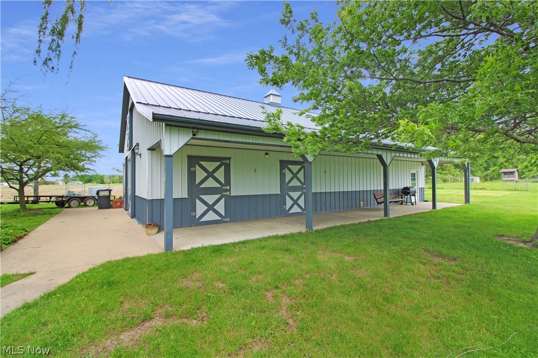 9775 W Bloom Road Port Clinton OH 43449