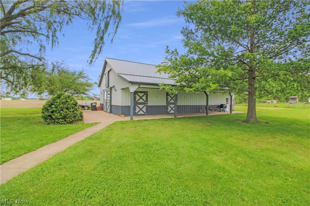 9775 W Bloom Road Port Clinton OH 43449