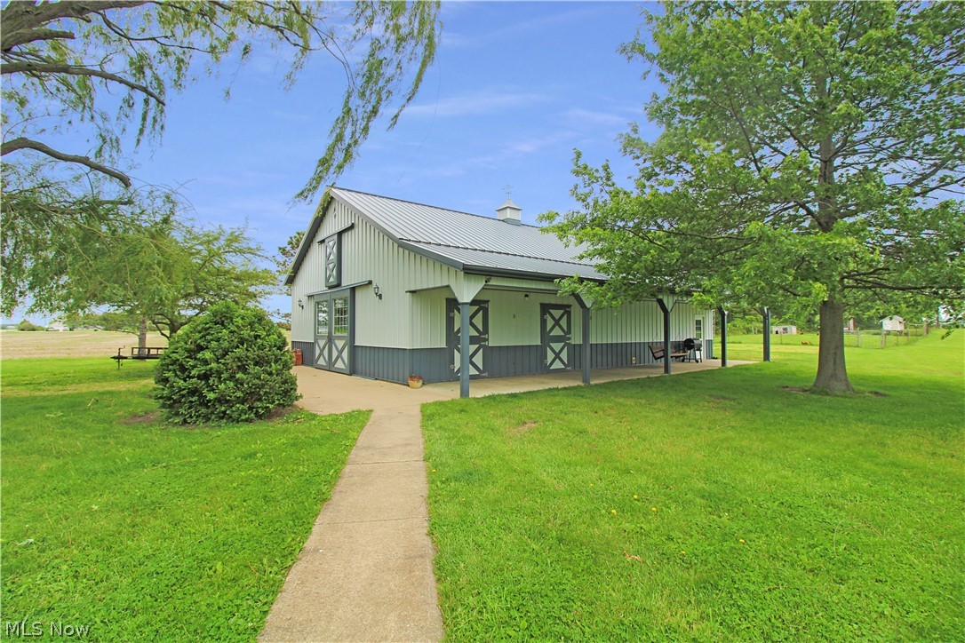 9775 W Bloom Road Port Clinton OH 43449