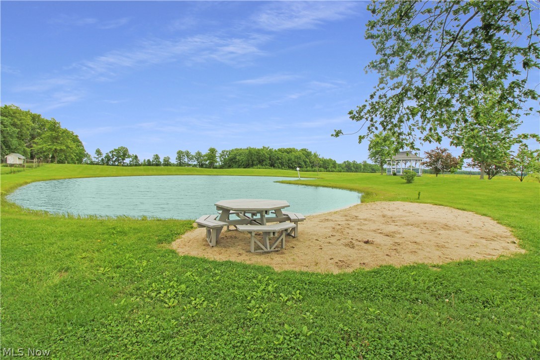 9775 W Bloom Road Port Clinton OH 43449