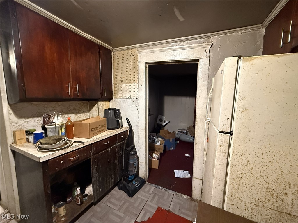 2194 Regina Road Akron OH 44320