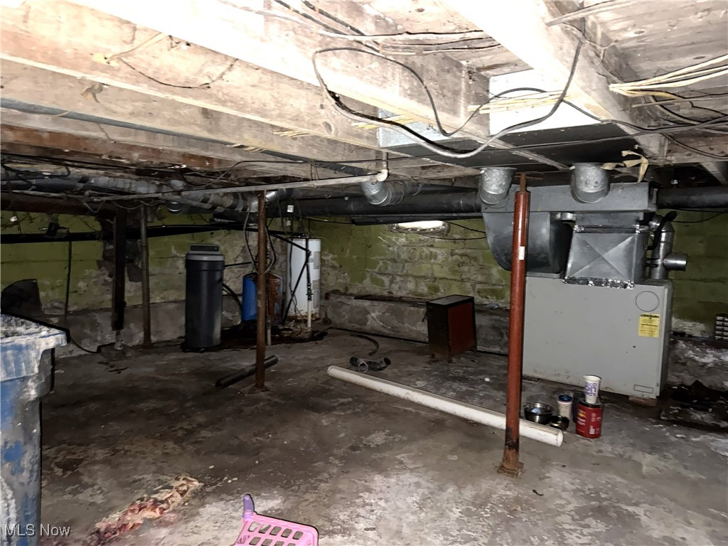 2194 Regina Road Akron OH 44320