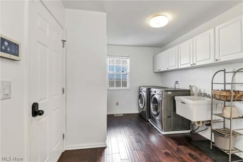 4421 W 11th Street Cleveland OH 44109