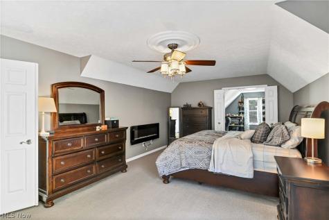 4421 W 11th Street Cleveland OH 44109