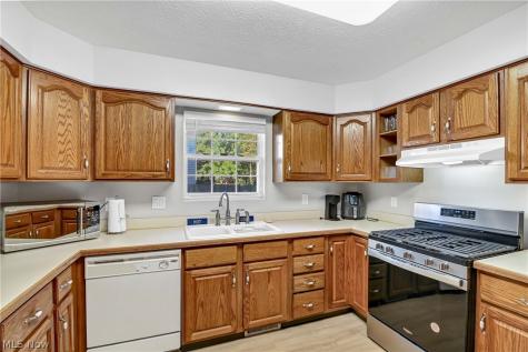 4421 W 11th Street Cleveland OH 44109