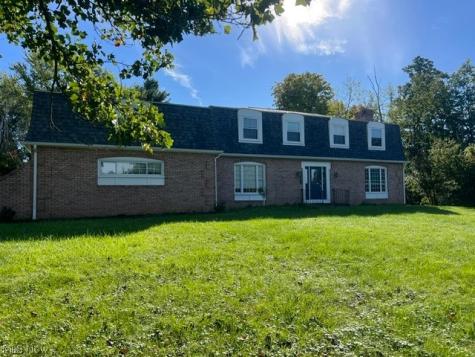 3205 Country Club Drive Medina OH 44256