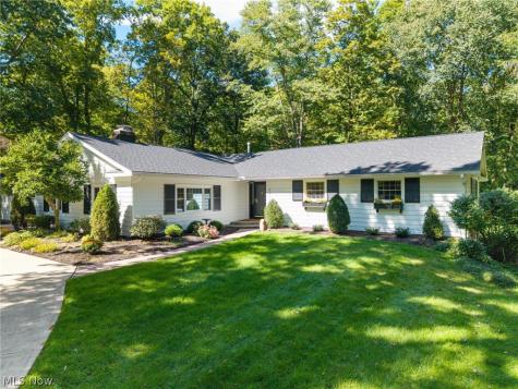 3919 Yellow Creek Road W Akron OH 44333