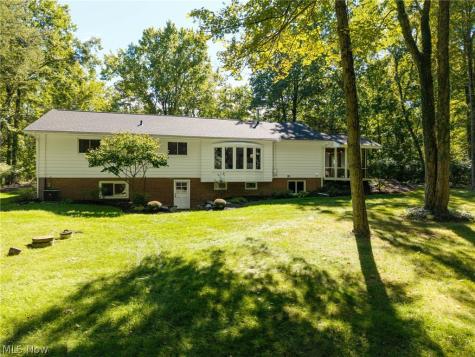 3919 Yellow Creek Road W Akron OH 44333