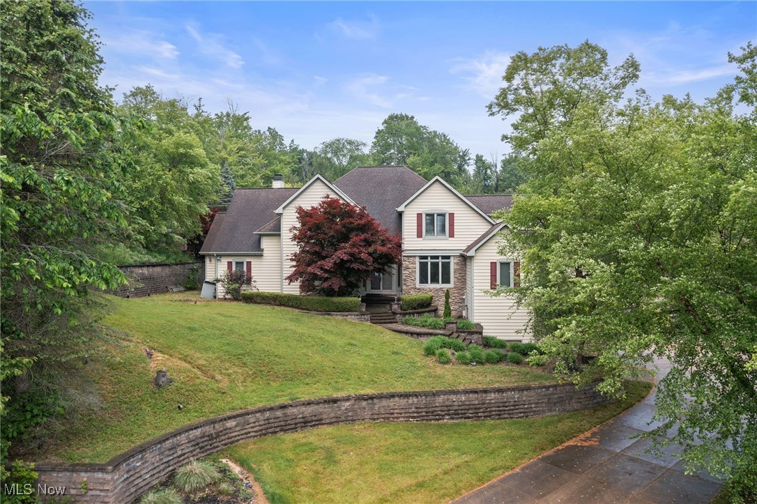 769 Village Trail Gates Mills OH 44040